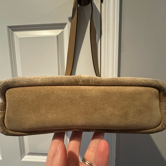 Y2K COACH Soho Hamptons Classic Convertible
Shoulder Crossbody Bag. - Picture 6 of 12